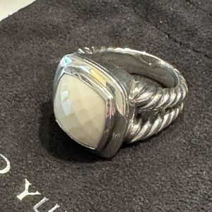 David Yurman Albion White Agate ring. Size 7.5 Sterling Silver